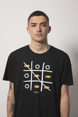  Camiseta Klout 3 En Raya Negra Para Hombre y Mujer